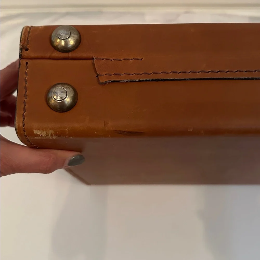 St. James Vintage‎ Tan Leather Attache 18